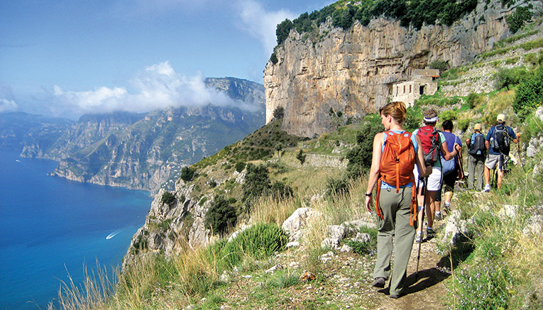 Wami-amalfi-coast-walking